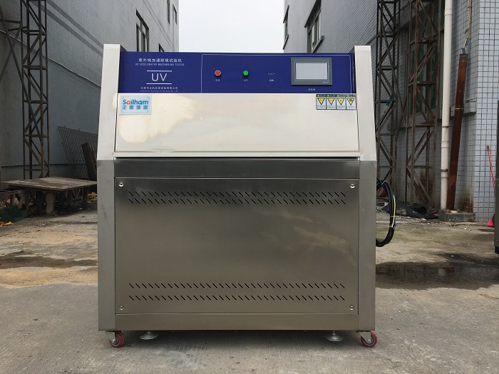 紫外老化試驗(yàn)箱燈管挑選